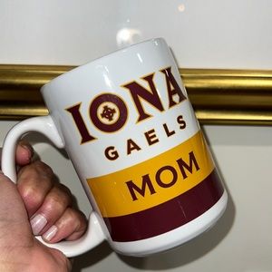 Iona Mom Cup ☕️🥞🍳